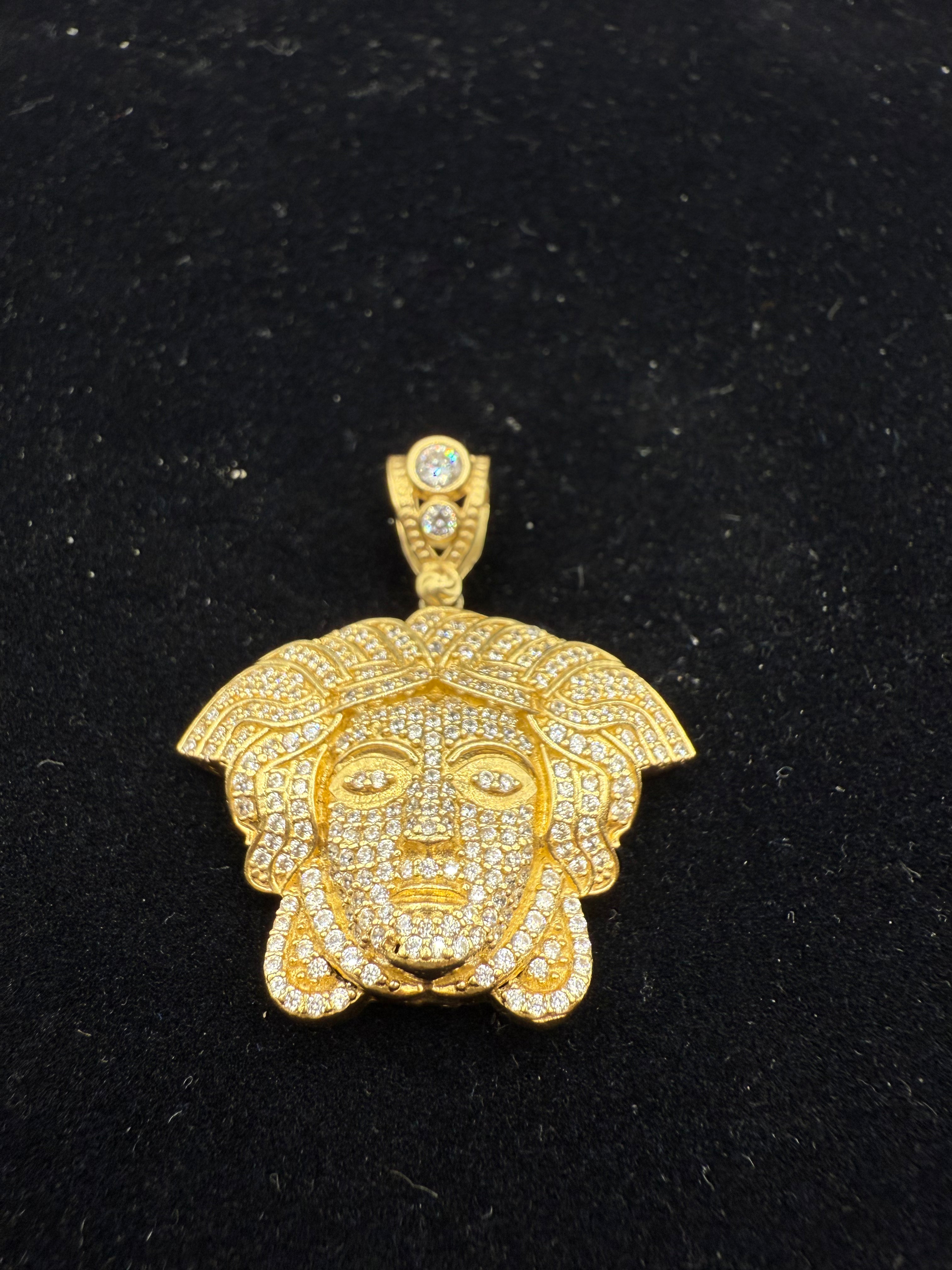 14k Medalla Estilo Versace