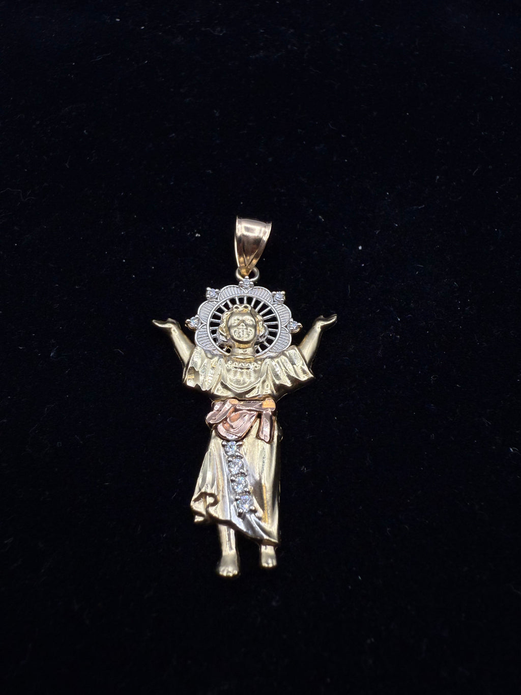 14k Medalla Divino Nino