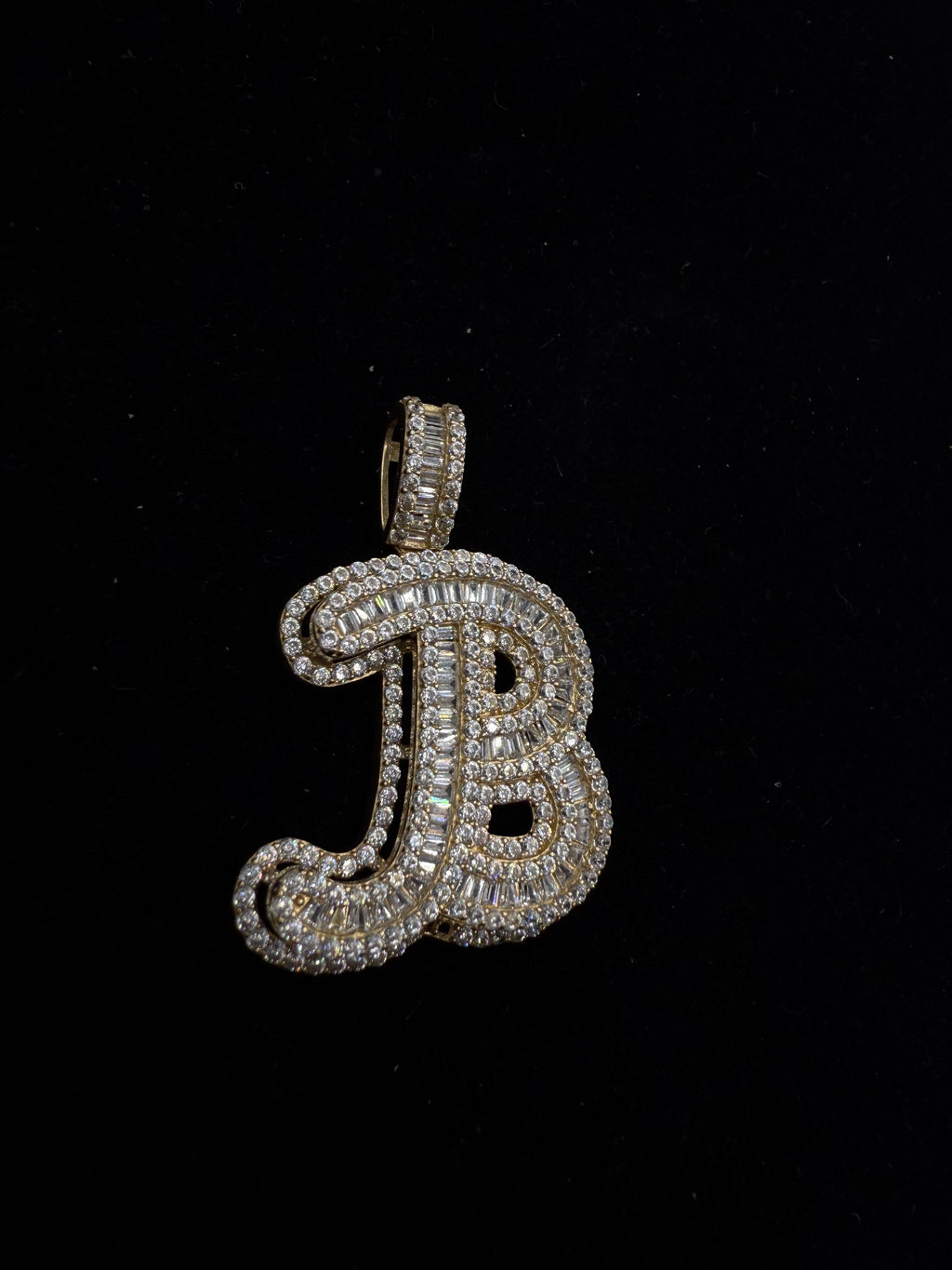 14k Medalla de Inicial "B"