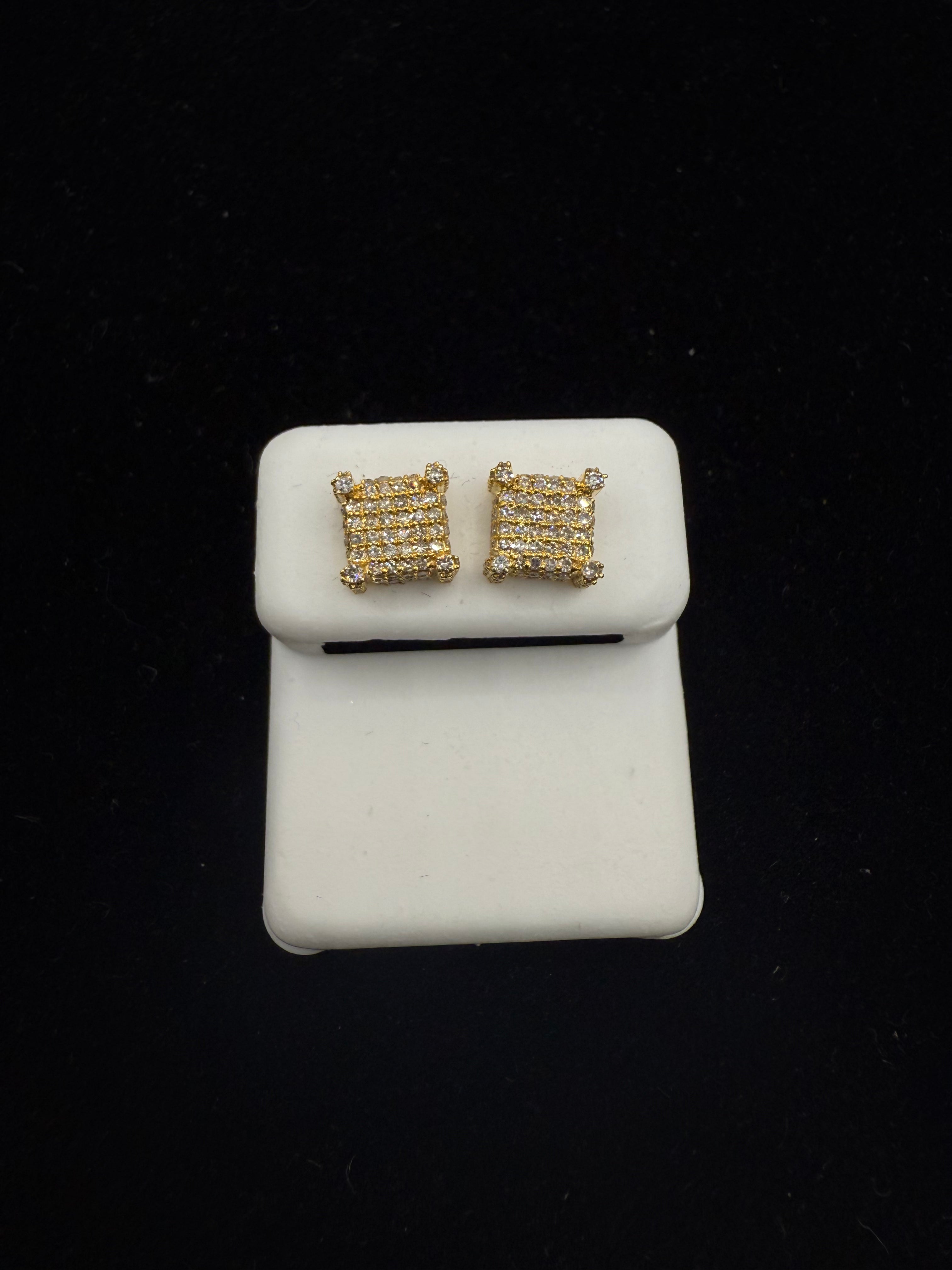 Aretes en Diamantes