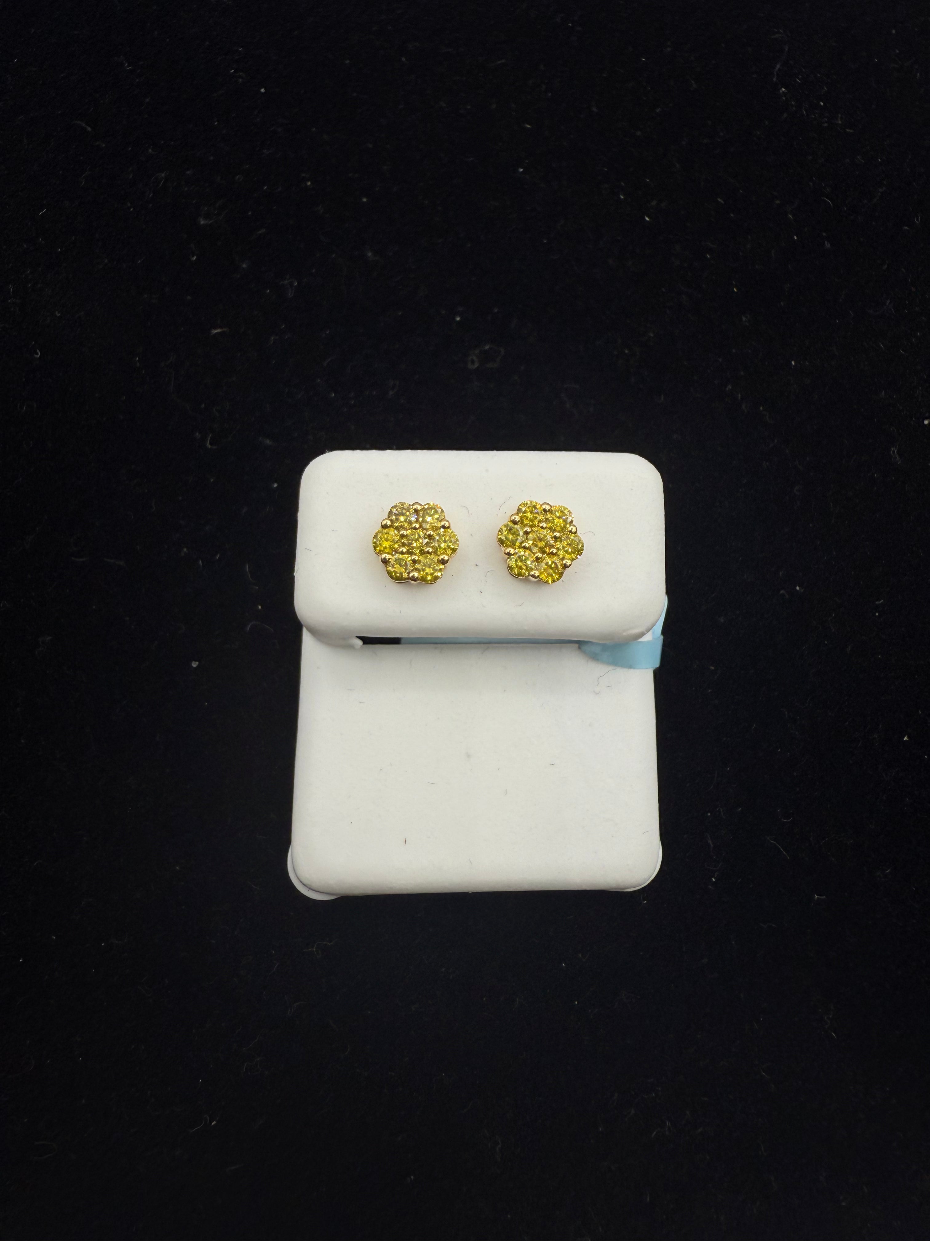 Aretes en Diamantes
