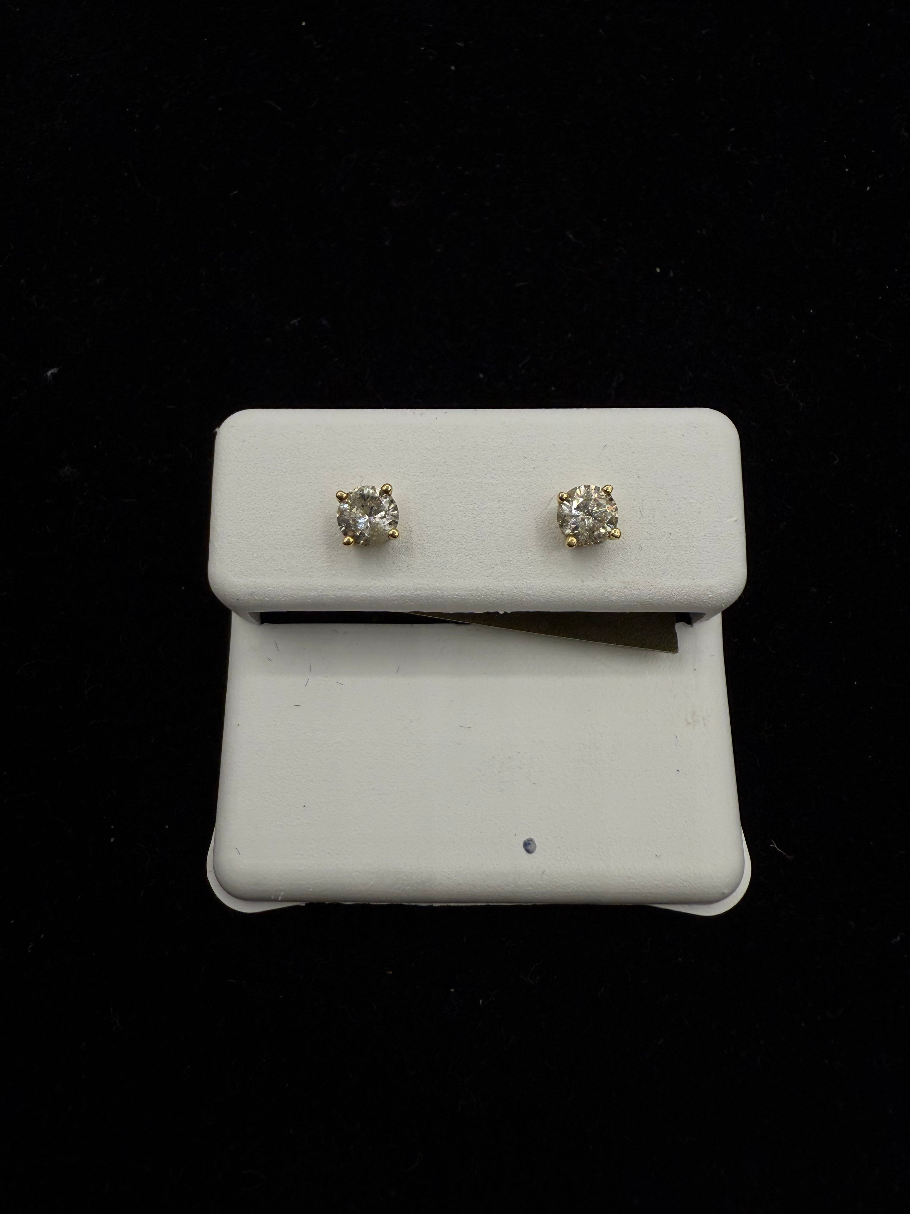 Aretes en Diamantes