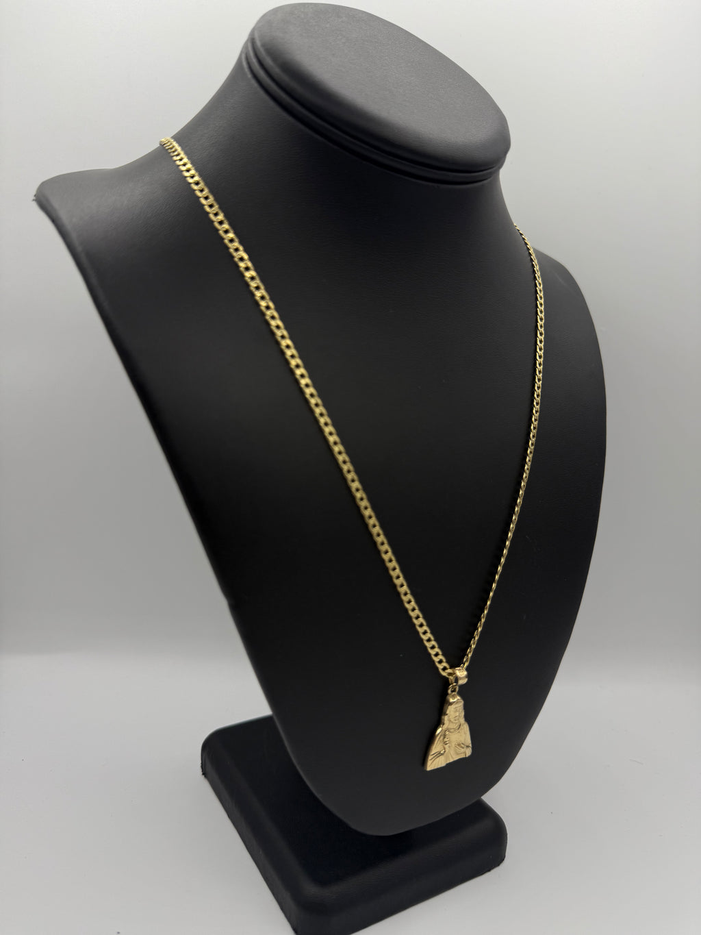 14k cubana con medalla de cristo